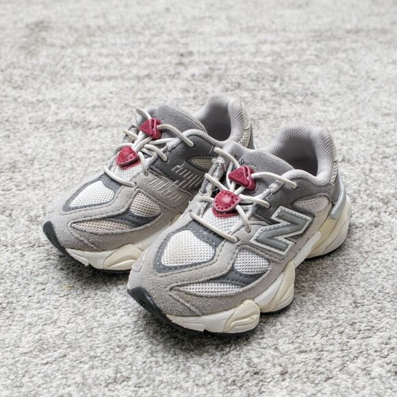 New Balance 9060 Toddler Athletic Sneaker Size 8 Raincloud Castlerock IV9060GY - Picture 5 of 7